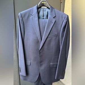 Hickey Freeman 40R Suit